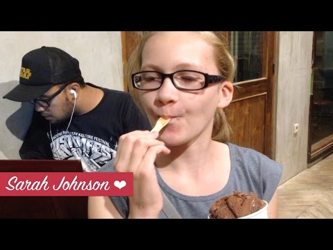 Eating at Volks Ice Cream in Yogyakarta!🍨