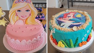 Decoración de pasteles para niñas con crema chantilly fácil