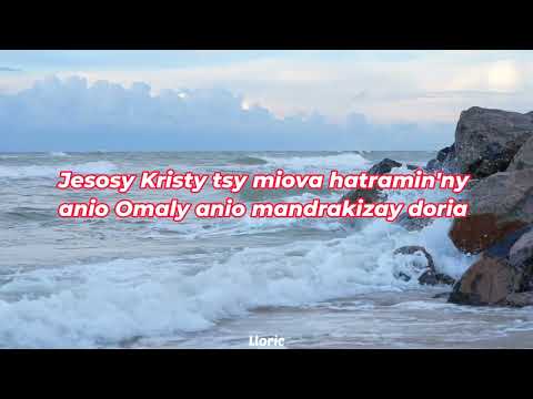 Tarika Christophe Ratrema - Aiza no misy, Aoreno mafy tsara , Anao aho Tompo ô ( Karaoké )