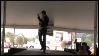 Lou Jordan sings 'I've Never Been To Spain' at Elvis Week 2007 (video)