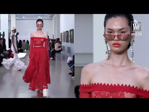 GIAMBATTISTA VALLI | SPRING-SUMMER 2022 PARIS FASHION WEEK