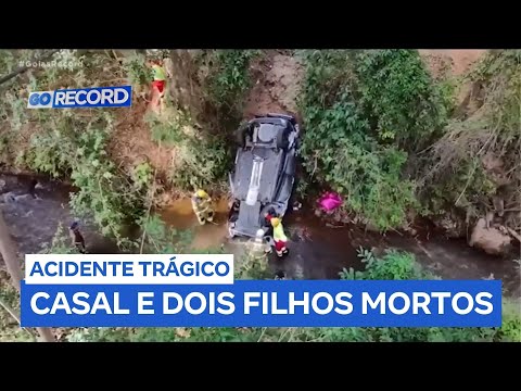 Família do Piauí morre após carro cair em ribanceira na BR-040, em Goiás