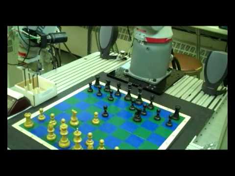Chess playing robot