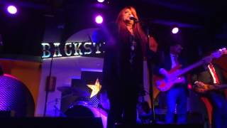 Wynonna & The Big Noise, Jesus and a Jukebox
