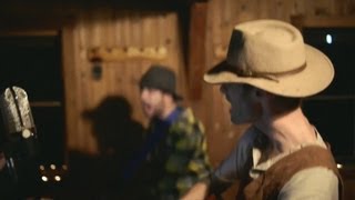 Papa's in the Pen - James Apollo (Live from American Ridge Sessions Pt 1)