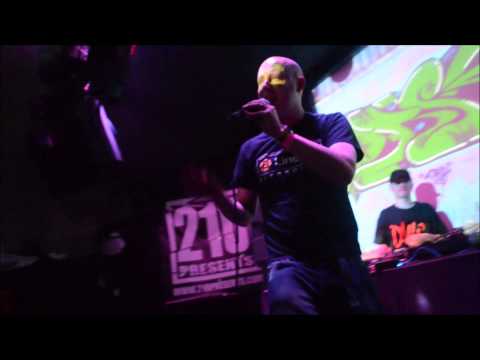 Whirlwind D & Mr Fantastic - B Line Showcase 2014 (Centre Stage & Battle Tipped Rhyme)