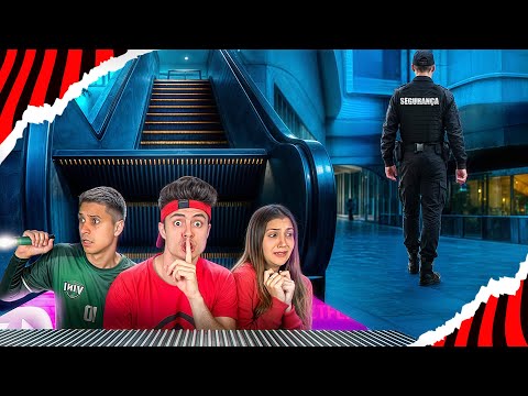 SPENDING THE NIGHT AT THE MALL AT 3 AM! *Did it go wrong?!