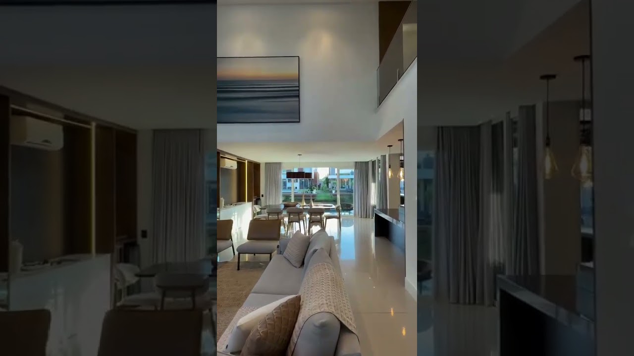 BELÍSSIMA CASA NO CONDOMÍNIO MALIBU