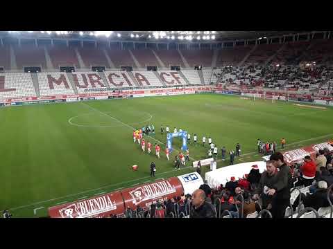 Real Murcia - Racing Santander 1-0 The players are entering the Estadio Nueva Condomina