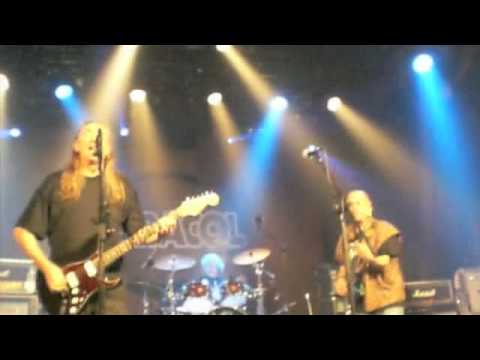 BAJO LA CORTEZA - LE?O DIRECTO 2010