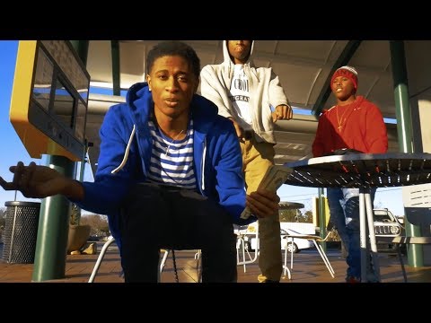 Quezzy2x - Legendary (Official Music Video)