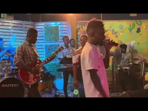 Sinia Vidoh Live On Country Side With Centric Band At Veggies And Grill 08/12/2023