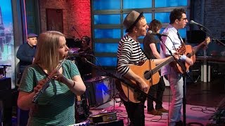 Saturday Sessions: Belle & Sebastian perform "Allie"