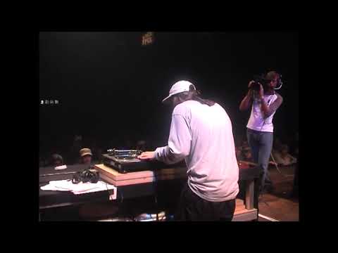 ITF WORLD 2002 - 1/4 Finals -  DJ I EMERGE VS DJ MICROMETZ - Round 2