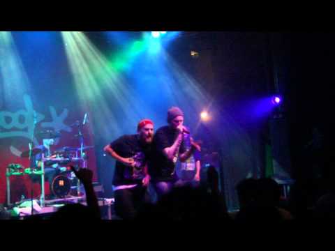 Looptroop - On repeat (live in Athens, Greece 28-04-12)