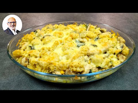 CREAMY, CHEESE, CHICKEN AND MUSHROOM PASTA BAKE | Easy & Delicious Recipe