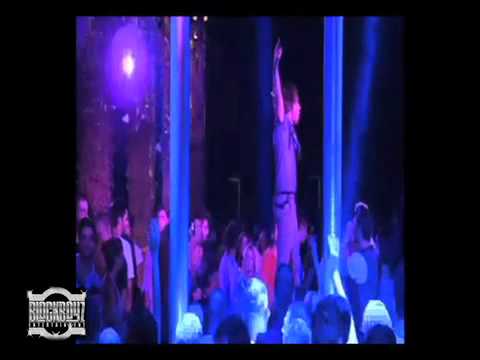 "Akillezz" EPK - Live MTV Greece. "Unbeatable" 2011