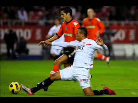 Valencia 4-1 Logrones (Copa del Rey) GOALS AND HIGHLIGHTS 11.11.2010