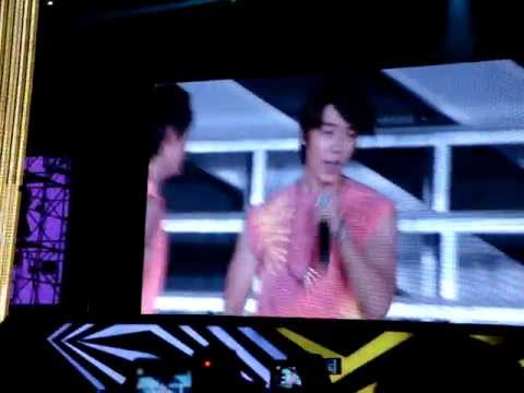 [Fancam] 120922 - SMTown Jakarta Super Junior Oppa-Oppa ~ When SiWon Came Out!