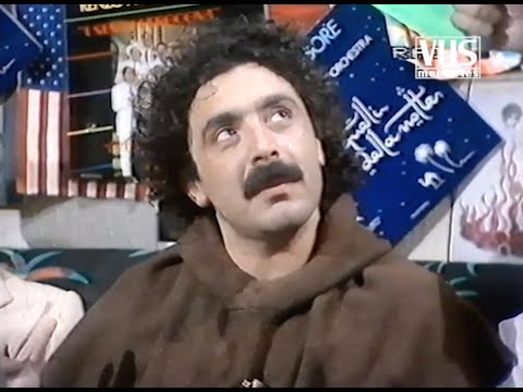 Nino Frassica (frate Antonino da Scasazza) sketch da "Quelli della notte" (1985)