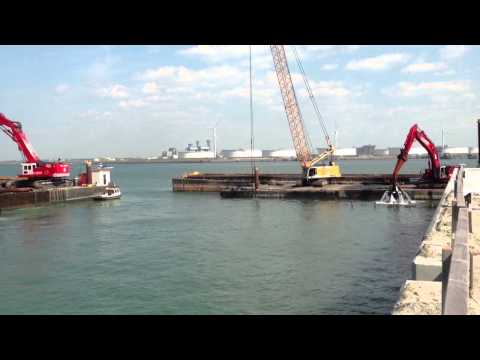 Cleaning up the Amazonehaven ;-)