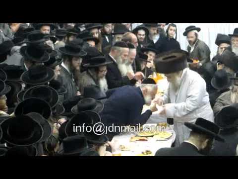 Tu BiShevat 5772 In Toldos Aharon