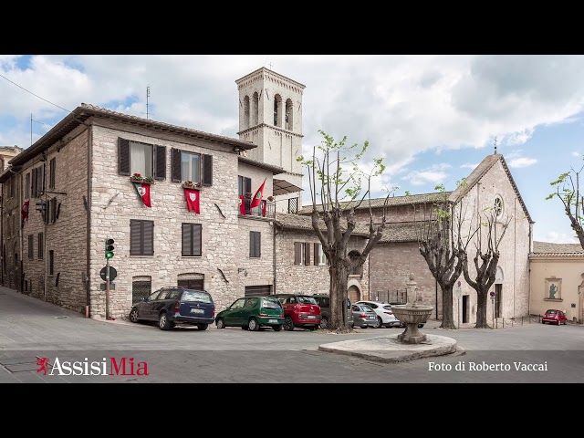 Le Piazze di Assisi