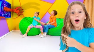 Настя с друзьями попали в игру