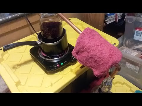 Making Pepper Extract w/Distilling pt.1/3 🙂