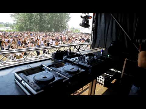 Tony Cha Cha Live @ Riverdance Recreatiegebied t Waal Houten 21-05-2011