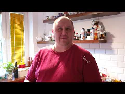 Wini - cooking #3 - Spaghetti Bolognese with vegetarian meat