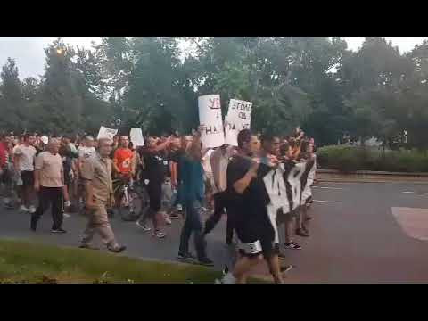 „Комитите“ на протестен марш против смртта на Никола Саздовски