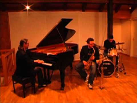 Square Glasses Tango