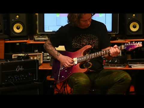 Guitar Demo - Suhr Modern Carved Top, Custom Pink/Purple Gradient