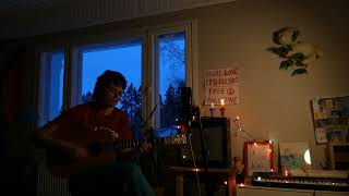 Izzy Bunny - Desintegrate but not disappear (live from home)