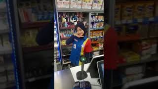 Download lagu Kasir indomaret cantik mp3
