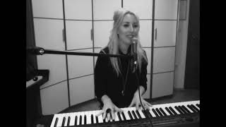 DASHA ( Keys & Vocals) SONIC ELEGANCE video preview