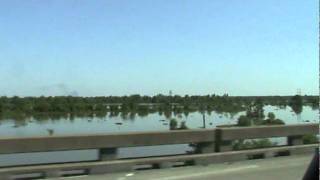 preview picture of video 'Lake Pelba Morganza Spillway I-10'