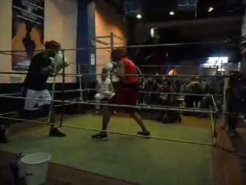 Exhibicion En El Champion Box