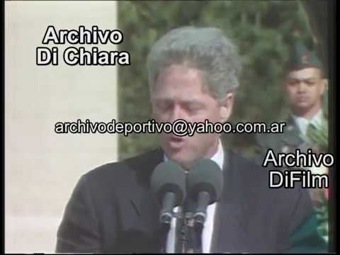 Bill Clinton con veteranos de la segunda guerra mundial 1994 BC-0198 DiFilm
