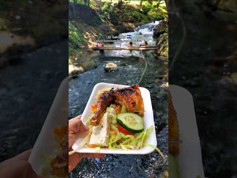 Caluco Sonsonate y su sopa de gallina #ElSalvador #choteando503
