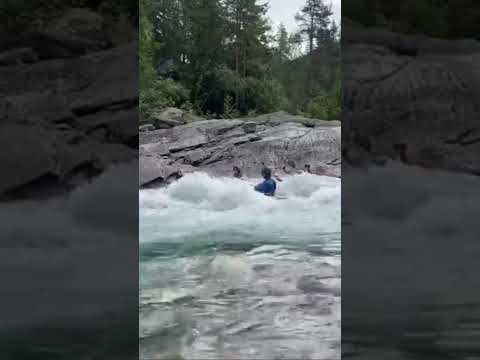 Pike Surfs on the Sjoa #shorts #kayaking #kayak #prijon #whitewaterkayaking #norway