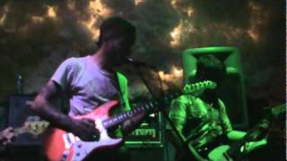 Soars "Throw Yourself Apart" - Live