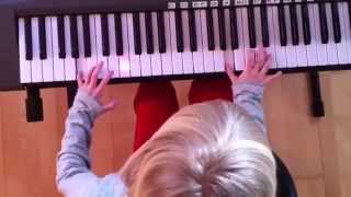 Video thumbnail for Yamaha EZ-220 Lighted Key Keyboard by Z Samuel