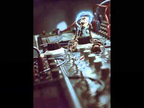 Claw vs Psychosis - Psychodynamics (Lab Remix)