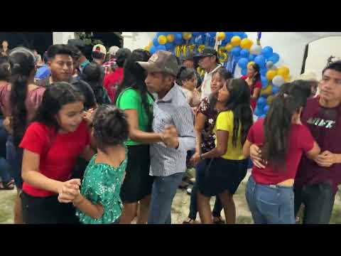 Y nos. Arancamos con el bailaso. De. Sarsal san juan ermita 
