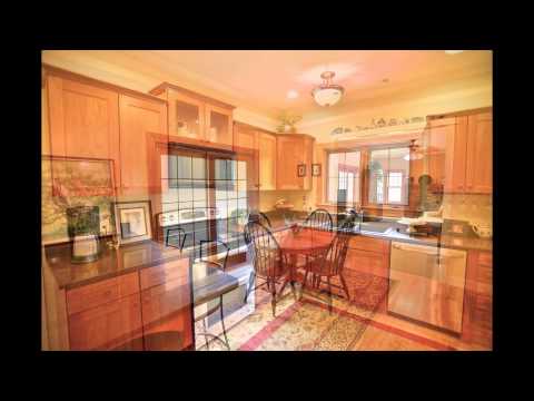 Colonial Home In Sutton, MA