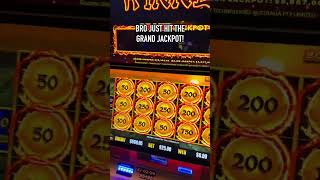 BRO HIT THE GRAND JACKPOT! #slots #casino #jackpot