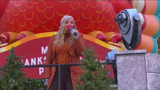 Lauren Alaina performs &quot;Run&quot; at MACYs Thanksgiving Day Parade