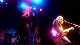 Suzie McNeil - Hung Up